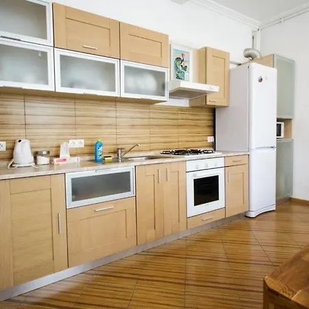 Apartament Апартаменти На Площі Митній *